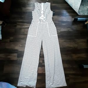 NY&CO striped NWT white pin striped sz M